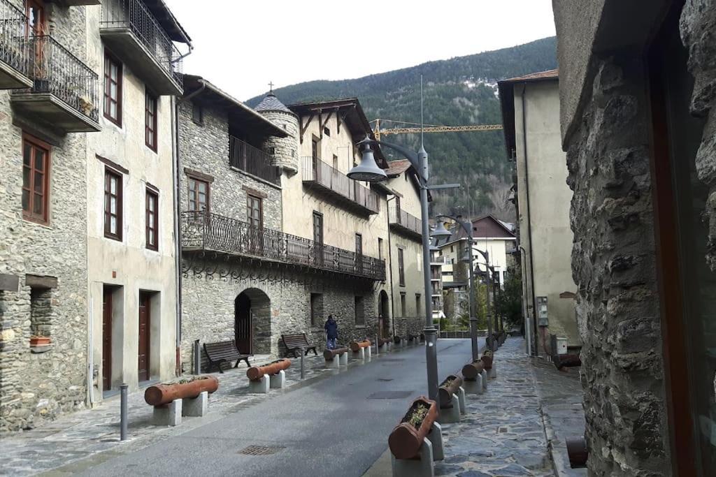 Apartament Gran Pirineu Montferrer Exterior foto